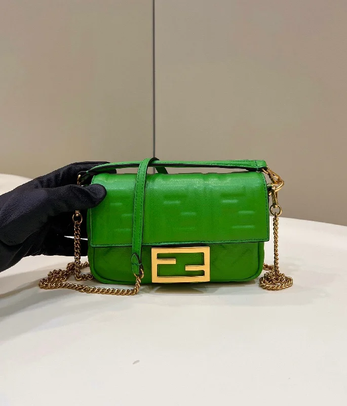 Fendi bags with a detachable makeup pouch inside for beauty - conscious usersFendi Baguette Green  Crossbody Bags