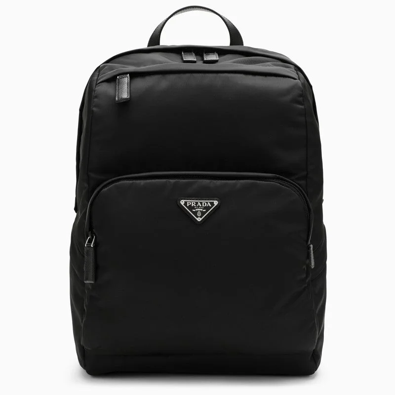 Prada Cleo bags with a curved shape and a chain - link shoulder strapPrada Black Re-Nylon Backpack Men