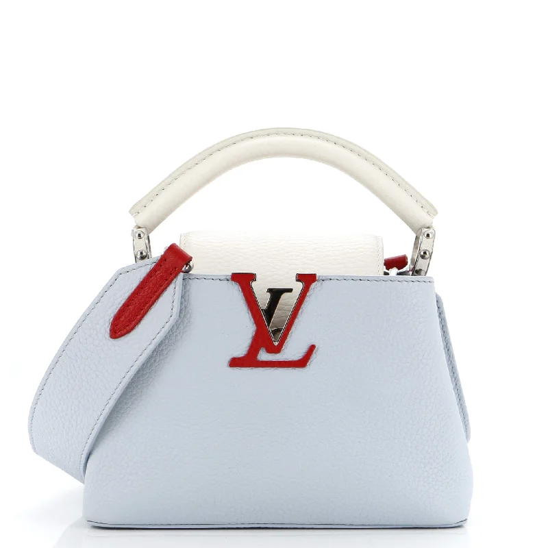 Prada Galleria bags with a structured silhouette for a professional lookCapucines Bag Leather Mini