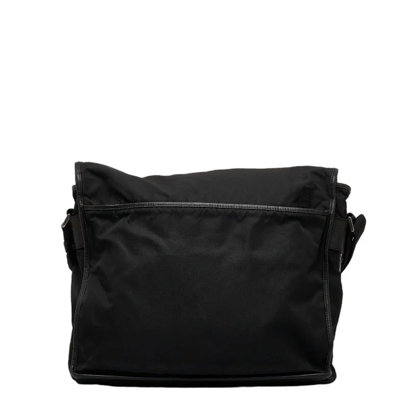 Medium - sized Prada tote bags in classic black for everyday versatilityPRADA Tessuto Shoulder Bag