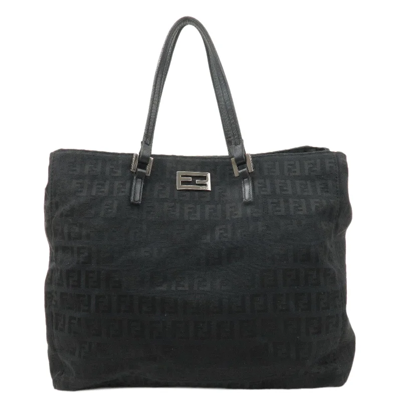 Fendi By The Way bags with a leather - wrapped drawstring for a luxurious and tactile feelFENDI Zucchino Canvas Leather Hand Bag Tote Bag Black 8BH133