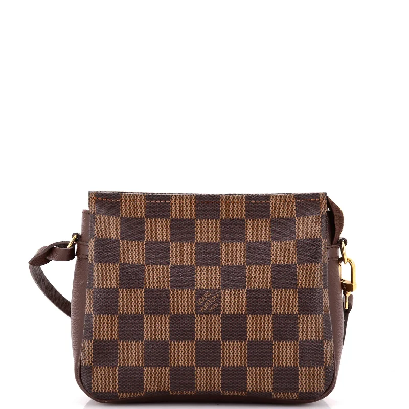 Ladies Prada Galleria bags with a detachable shoulder strapTrousse Make Up Bag Damier