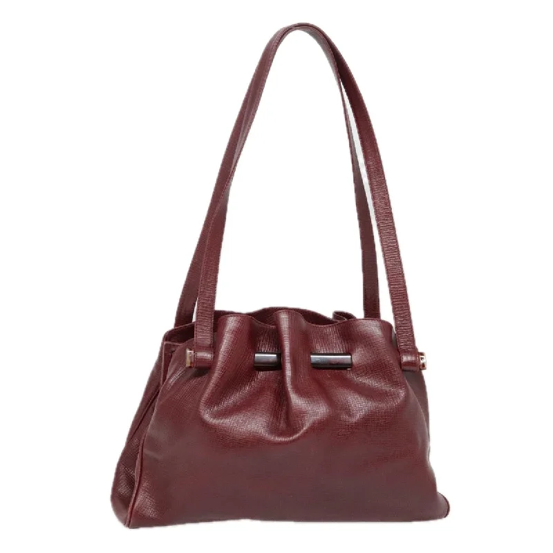 Ladies Fendi Peekaboo bags with a back - pocket organizer for better organizationFENDI Shoulder Bag Leather Red  yk15406