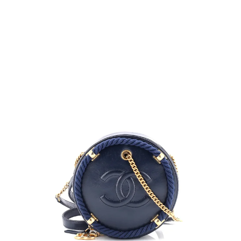 Ladies Prada shoulder bags with a single - handle design for simplicityEn Vogue Round Bag Crumpled Calfskin Small