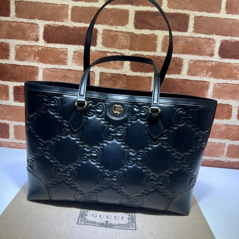 Women Gucci bags with a snap - button closure and a decorative charmGucci  Luxury -  Bags - 558