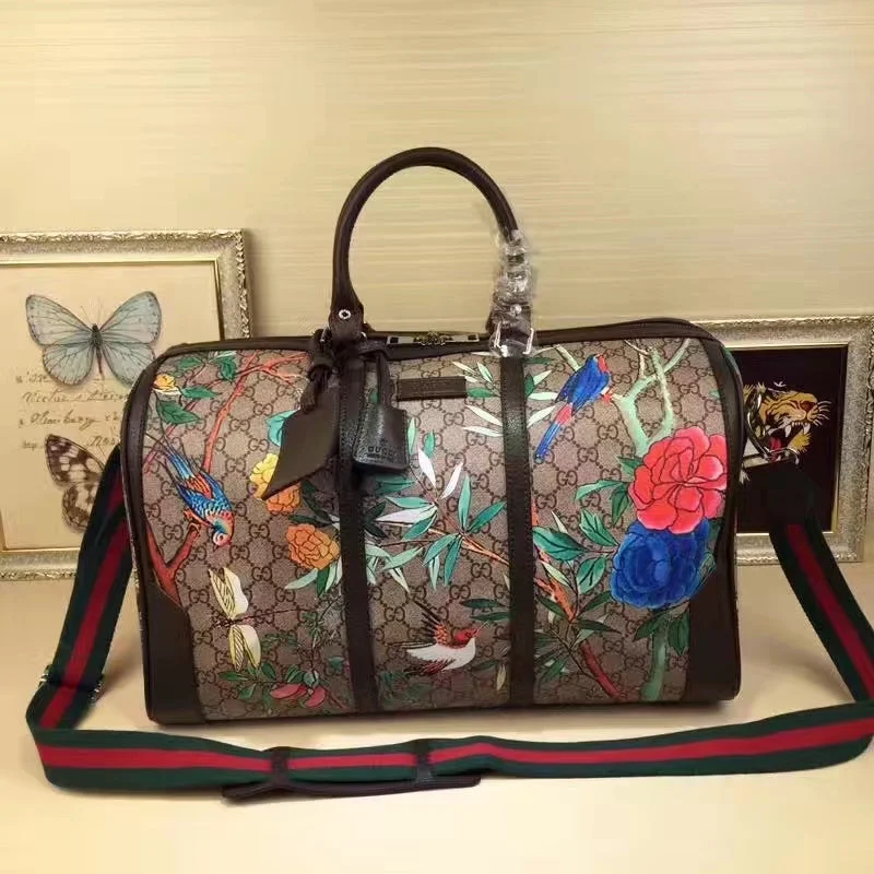 Small - sized Women Gucci shoulder bags for evening outingsGucci Bags - The Tote   1021